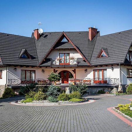Sykowny Dworek Apartamenty Косцелиско Экстерьер фото