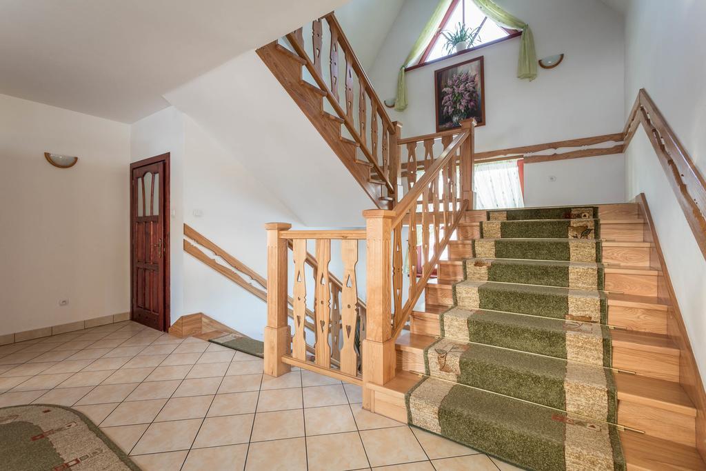 Sykowny Dworek Apartamenty Косцелиско Экстерьер фото