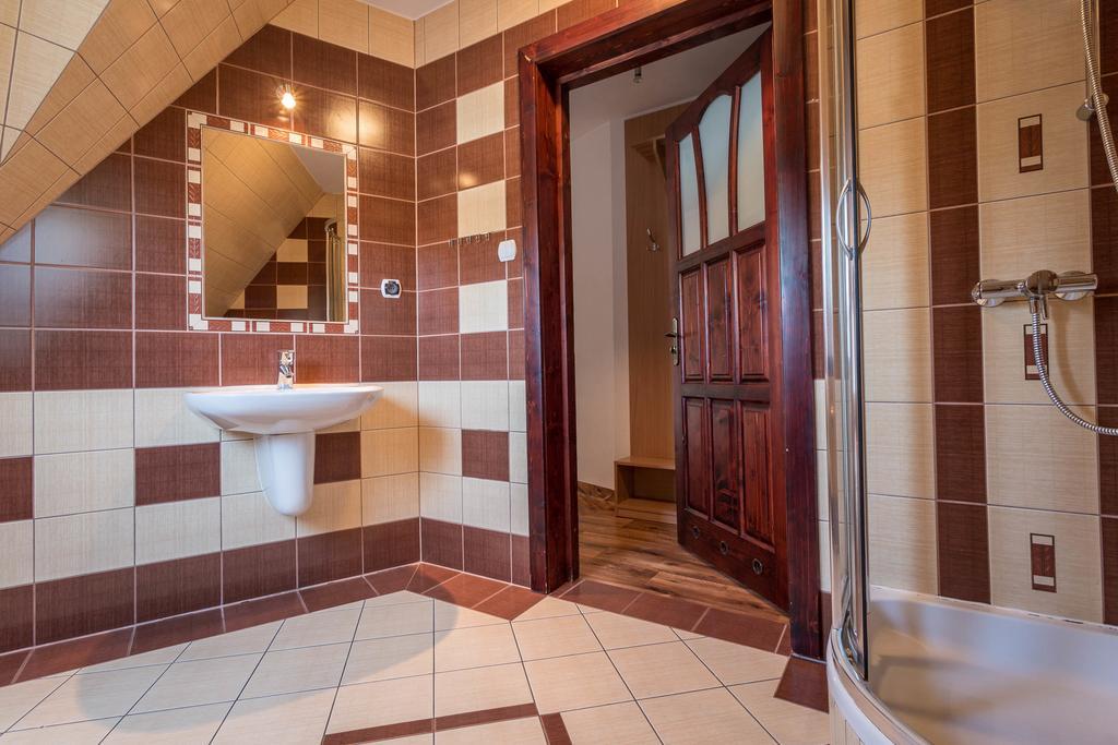 Sykowny Dworek Apartamenty Косцелиско Экстерьер фото