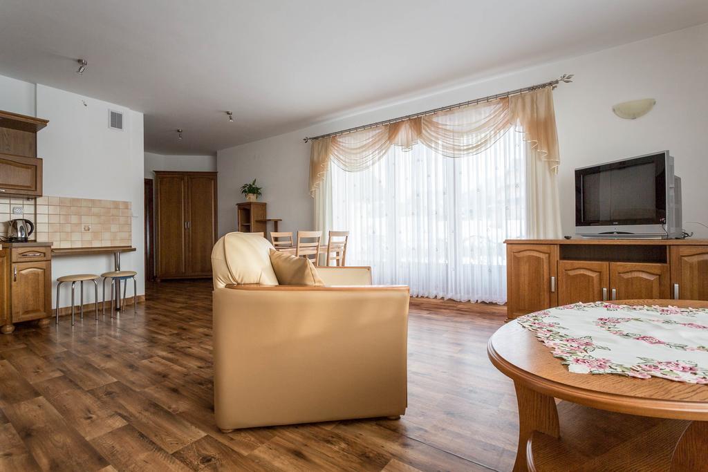 Sykowny Dworek Apartamenty Косцелиско Экстерьер фото