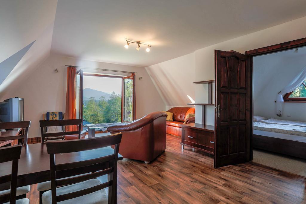 Sykowny Dworek Apartamenty Косцелиско Экстерьер фото