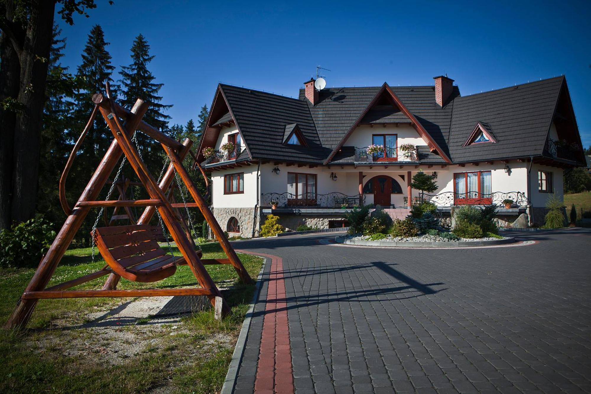 Sykowny Dworek Apartamenty Косцелиско Экстерьер фото
